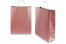 Papirsposer med hank snoet - rosa metallisk, 320 x 120 x 410 mm, 100 g | Alle-konvolutter.dk
